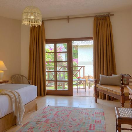 Neptune Village Beach Resort&Spa - Все включено Галу Экстерьер фото