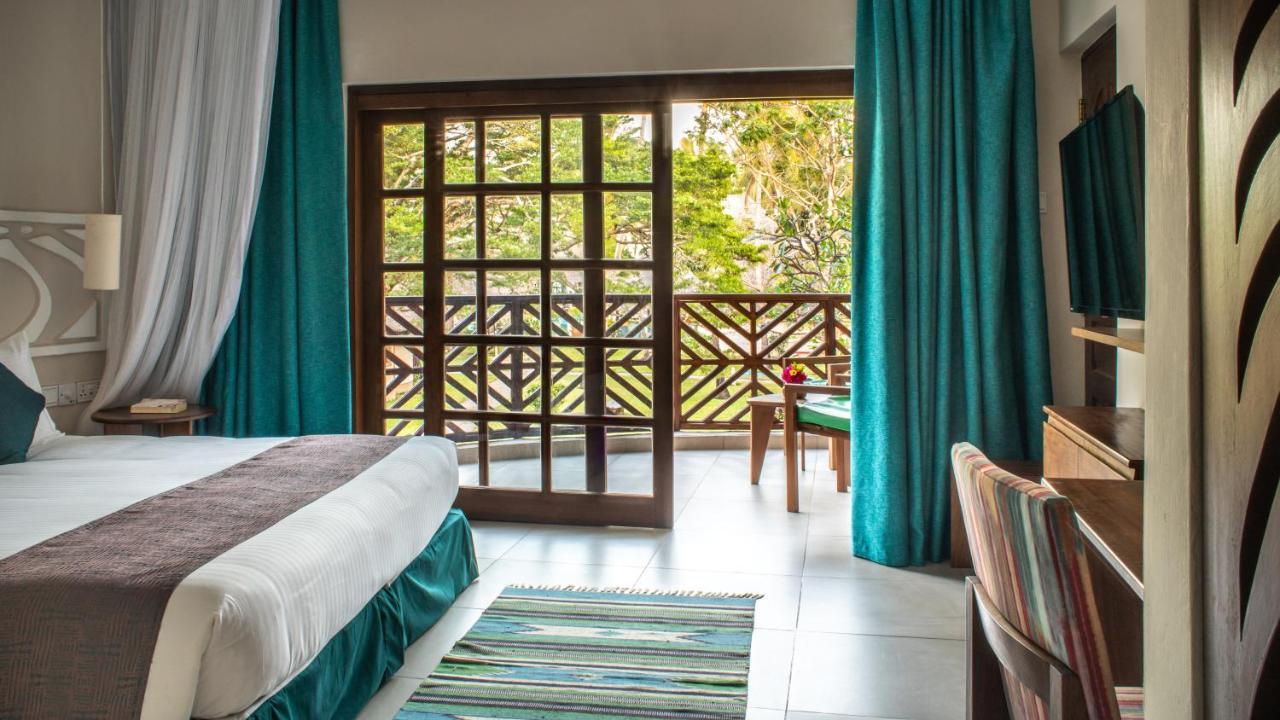 Neptune Village Beach Resort&Spa - Все включено Галу Экстерьер фото