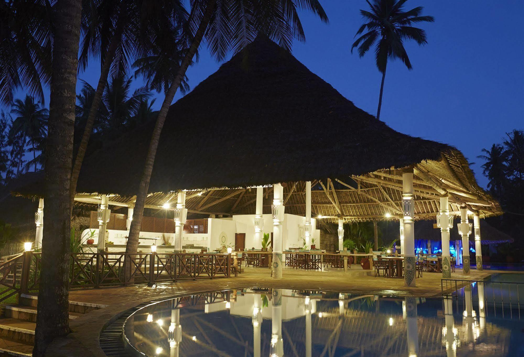 Neptune Village Beach Resort&Spa - Все включено Галу Экстерьер фото
